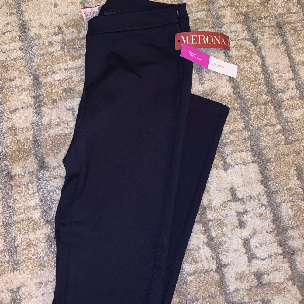 Brand new Navy leggings